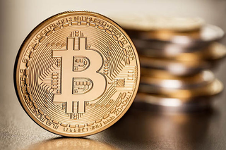 Illustration for article titled Get paid by bit coin as an employee